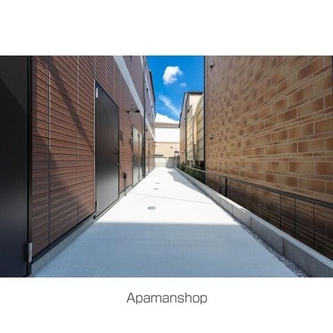 WOODCREST沼袋TERRACEの玄関写真