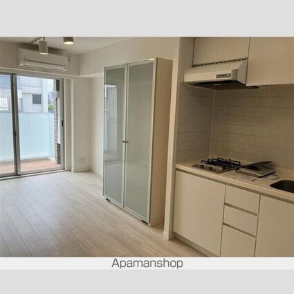 プライムアーバン三軒茶屋[1R/25.4m2]の玄関2