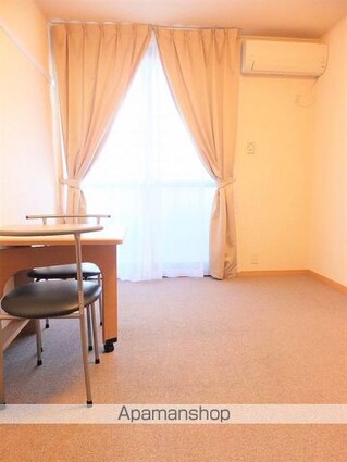 レオパレスＫａｎａｔａ[1K/20.81m2]のリビング・居間2