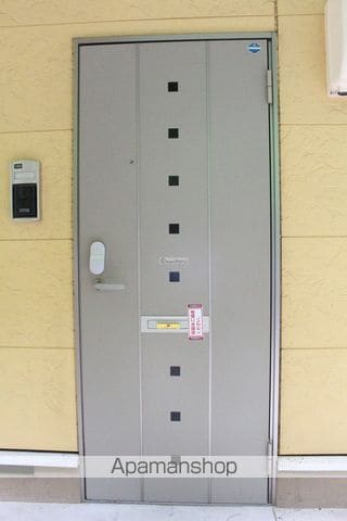 シャルトルーズAの玄関写真