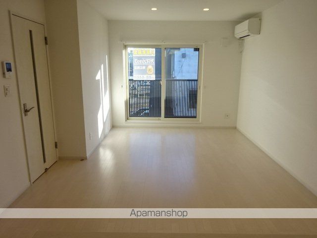 LEVANTEVの内装写真