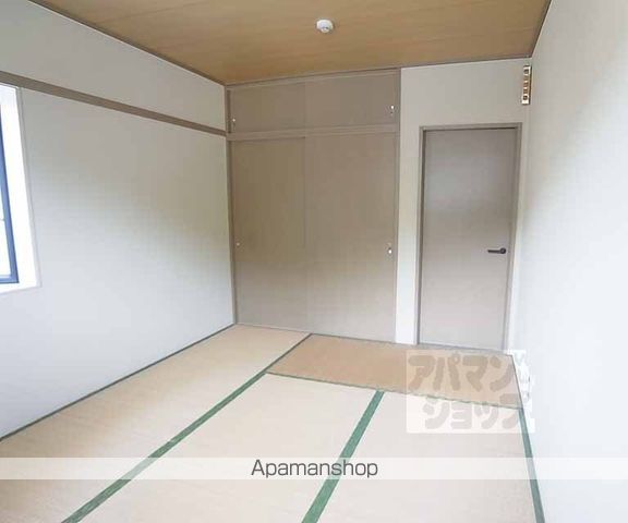 ヴェルデネロカミガモの内装写真