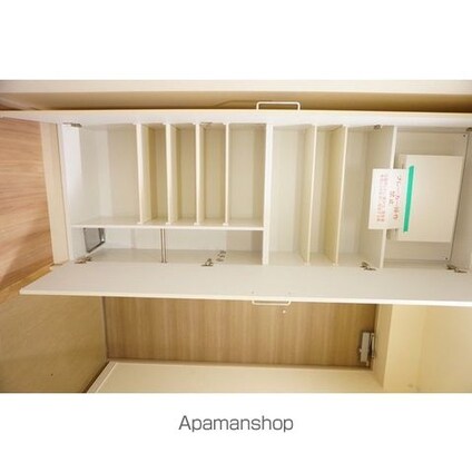 ＣＥＲＥＺＯ　ＧＡＲＤＥＮ[1LDK/45.75m2]の玄関