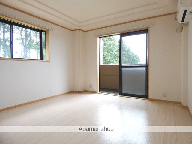 プリオールの内装写真