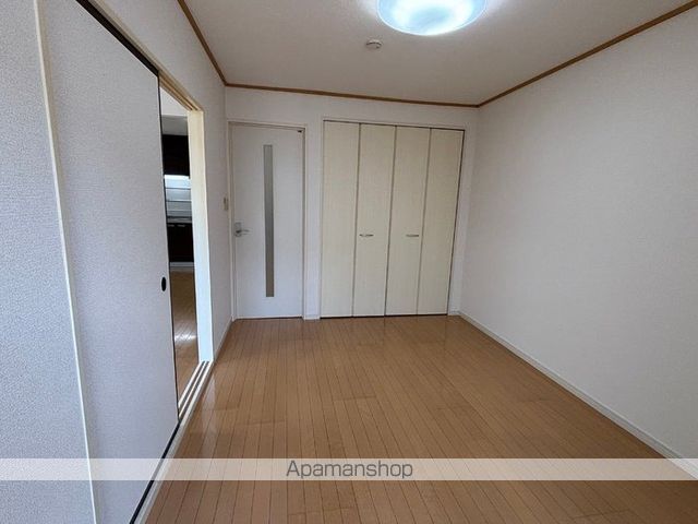 レジデンスT・H I号館の内装写真