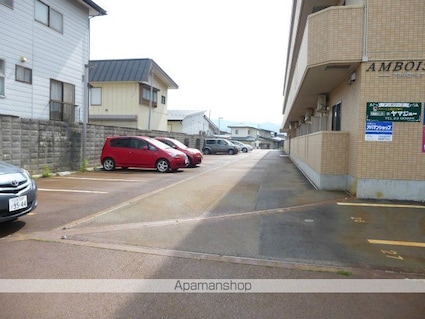 山形県米沢市下花沢３丁目[1LDK/27m2]の共用部2