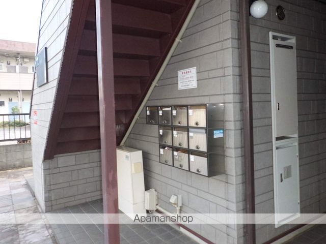 OZ弐番街の玄関写真