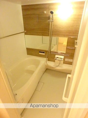 シャバーニの内装写真