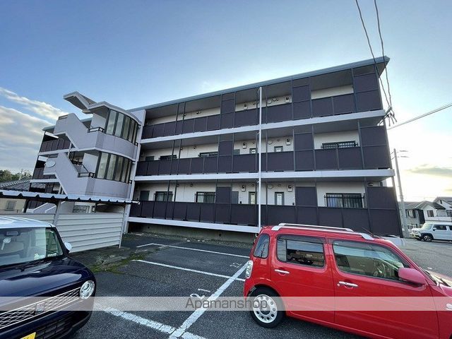センチュリースプリングIIIの外観写真