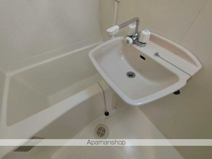 レオパレスフォーチュン２１[1K/21.65m2]の洗面所