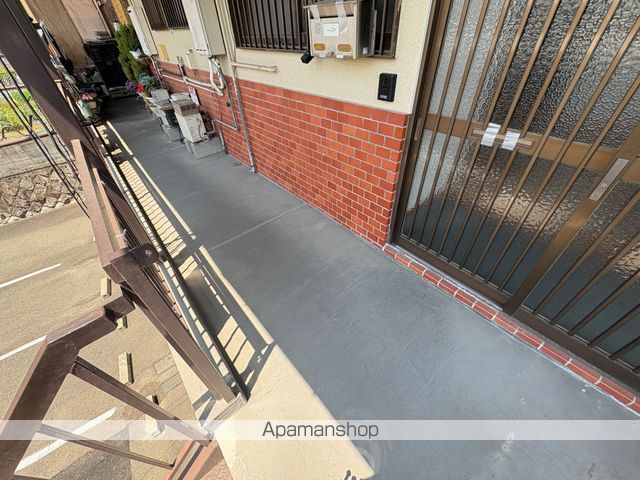 阪口ハイツの玄関写真