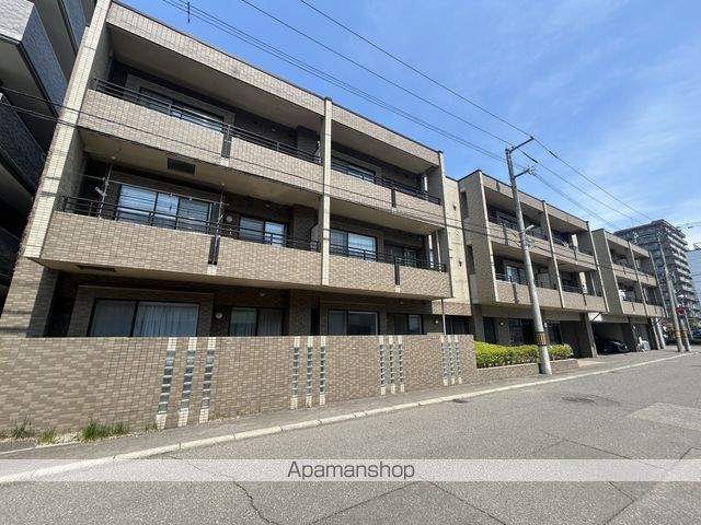 MANSION KURODA南8条の外観写真