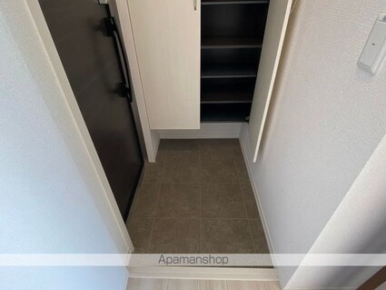 レフィーノ[1LDK/41.86m2]の玄関