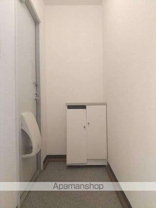 和歌山県和歌山市関戸４丁目[2LDK/54.9m2]の玄関