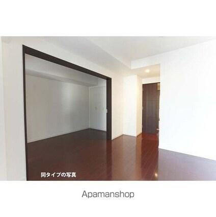 コンフォリア東池袋ＷＥＳＴ[1LDK/31.75m2]のリビング・居間2