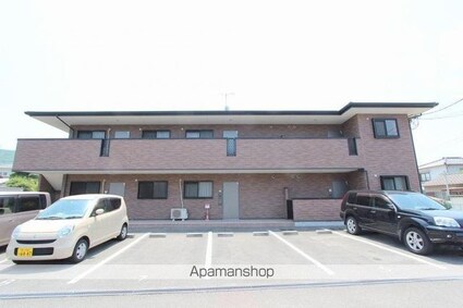 フォブール鶴見Ⅱ[2LDK/59.85m2]の外観2