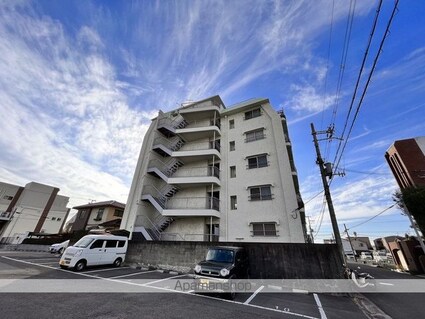 中之島グランドマンション[1DK/34.04m2]の外観2