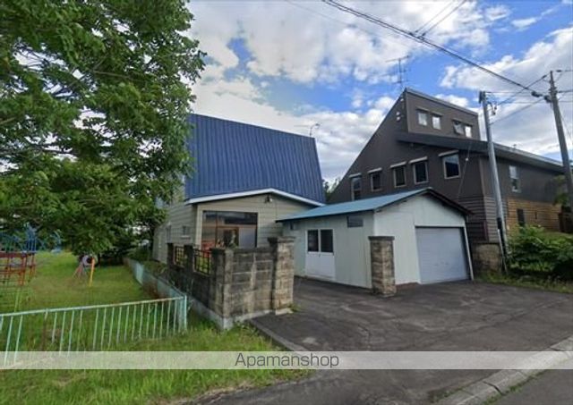 Ｐ清水町南３条８丁目貸家の外観1