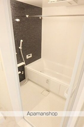 ラ・トゥール山城西　Ａ棟[1LDK/41.72m2]のバス