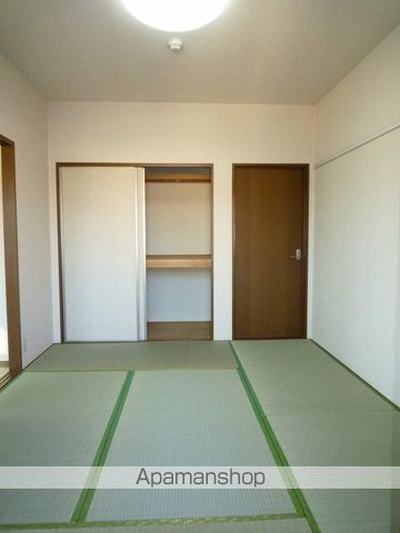 ヴィラ千原崎D棟の内装写真