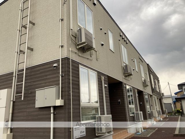 奥羽本線 赤湯駅 徒歩2分 2階建 築15年の外観写真