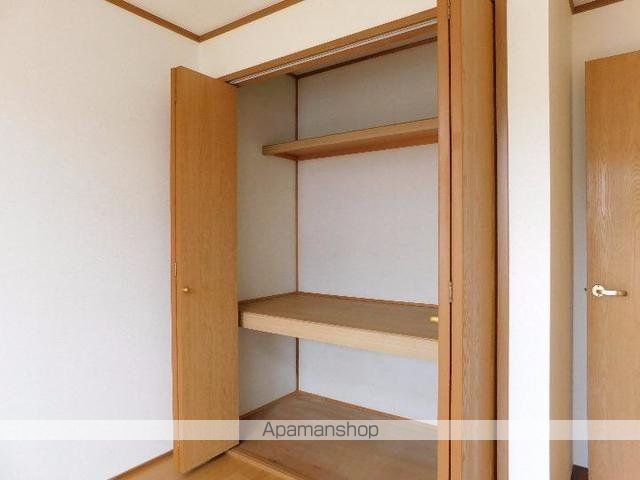 メゾン・ド・エスポアール[2DK/45m2]の収納