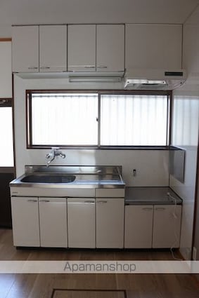 メゾン仁井[2LDK/68.39m2]のキッチン