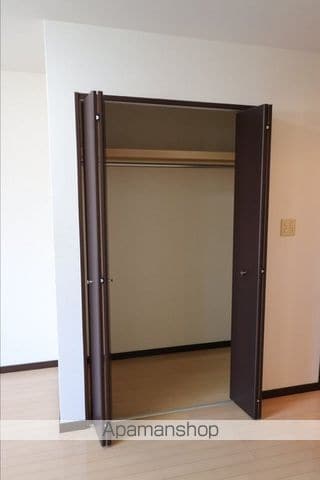 オリーヴァ花畑の内装写真