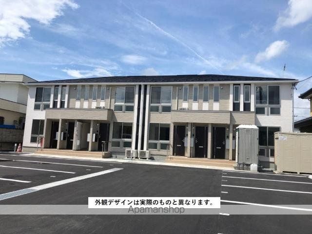 仲間町アパートA棟の外観写真