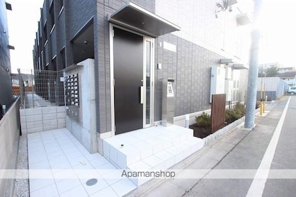 グレーヌメゾン[1K/27.5m2]のエントランス