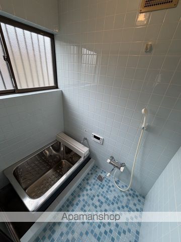 さいたま市緑区 2階建 築34年の内装写真