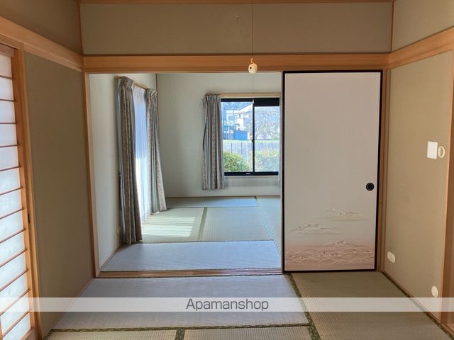 本郷2丁目貸家 K-H084の内装写真