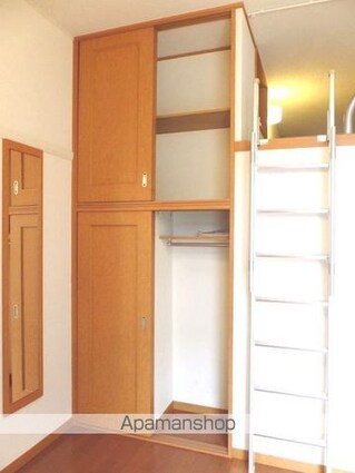 レオパレスルベエル[1K/20.28m2]の収納