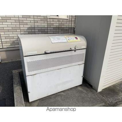 ウィステリアⅡ[1LDK/47.77m2]の共用部1