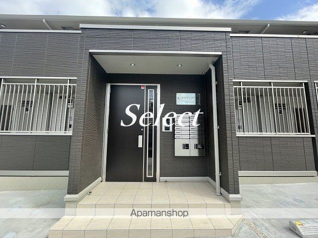 オリヴィア山手の玄関写真