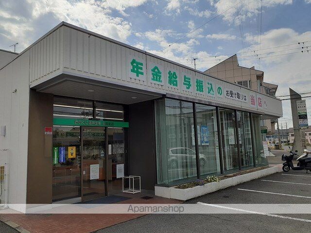ミッリオーレ　カーサ[1R/30.1m2]の周辺4