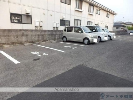 ニューほおめんⅡ[2DK/48.53m2]の駐車場1