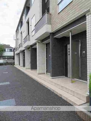 東京都八王子市元本郷町４丁目[2K/31.65m2]の共用部