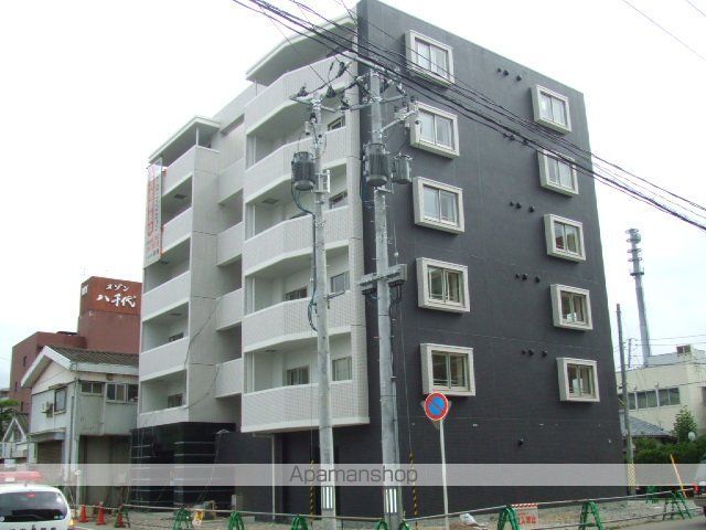 ブラスト南万代の外観写真