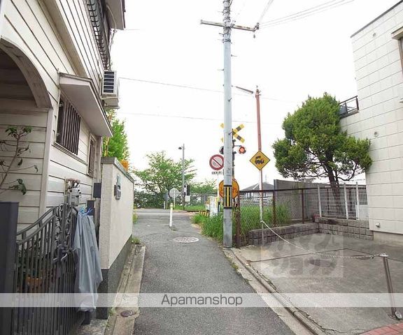 タウニィ・カトレヤの周辺写真