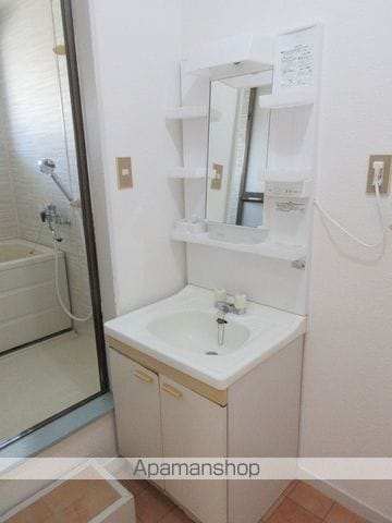 ルーミー甲府33号館の内装写真