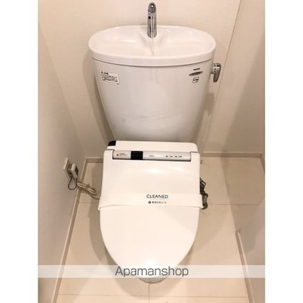 東京都渋谷区代々木４丁目[1K/22.94m2]のトイレ