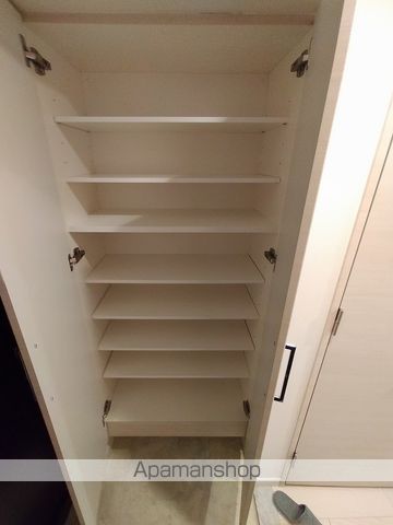 S−RESIDENCE ESAKAの内装写真