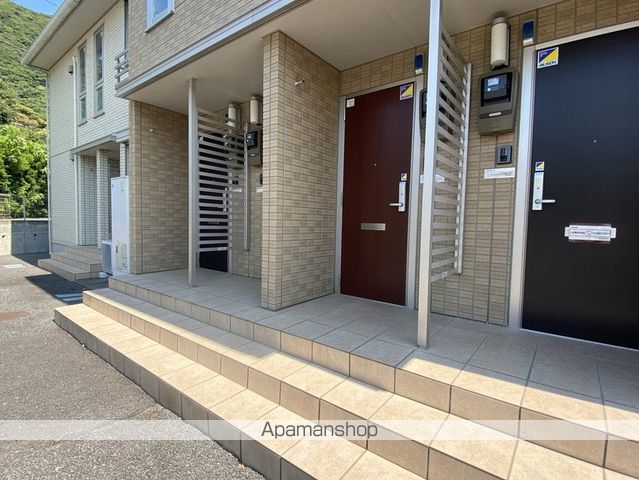 サニーコーストヒルズの玄関写真