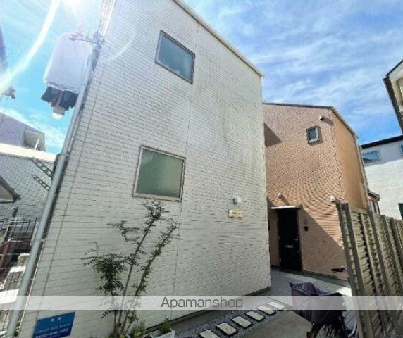 クリスタルコンフォートの玄関写真