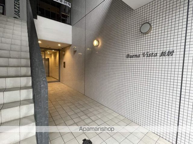 ブエナビスタ長居の玄関写真