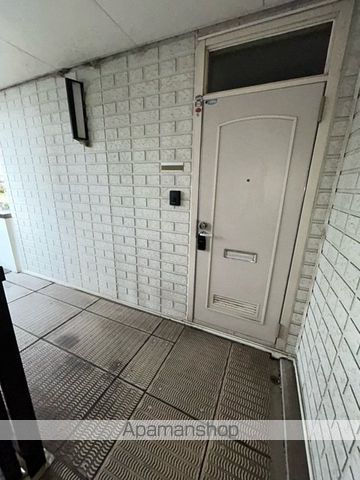 ソファレ久米田の玄関写真