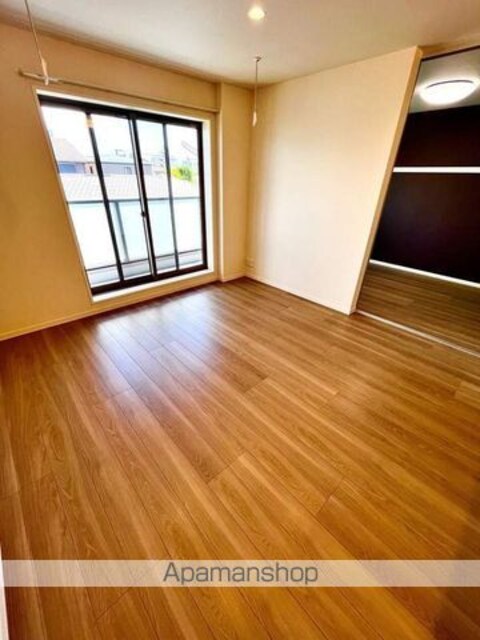 和歌山県和歌山市柳丁[2LDK/70.55m2]の共用部1