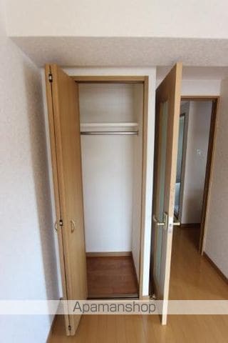 ダブルーンVIII桜坂の内装写真