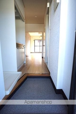 となりの花きゃべつの内装写真